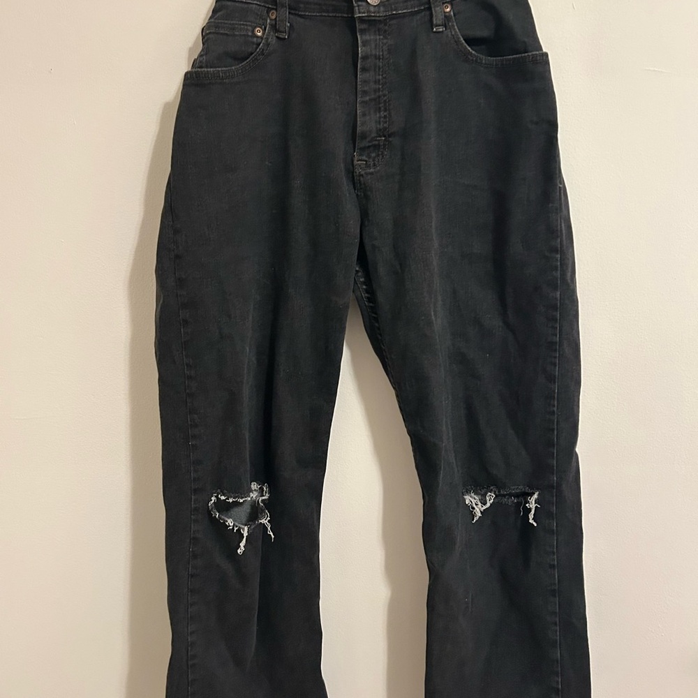 Wrangler Black Relaxed Fit Distressed Jeans